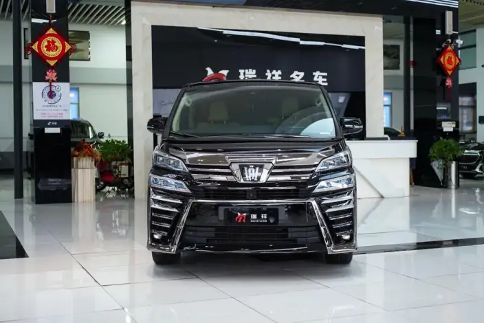 Vellfire 2021 Model Toyota Crown Hybrid 2.5L HV Premium Edition – фото 2