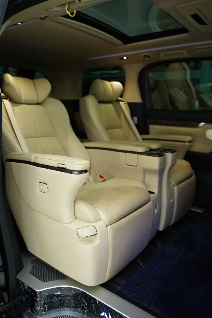 Vellfire 2021 Model Toyota Crown Hybrid 2.5L HV Premium Edition – фото 6