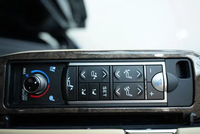 Vellfire 2021 Model Toyota Crown Hybrid 2.5L HV Premium Edition – фото 7
