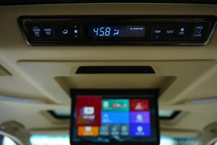 Vellfire 2021 Model Toyota Crown Hybrid 2.5L HV Premium Edition – фото 9
