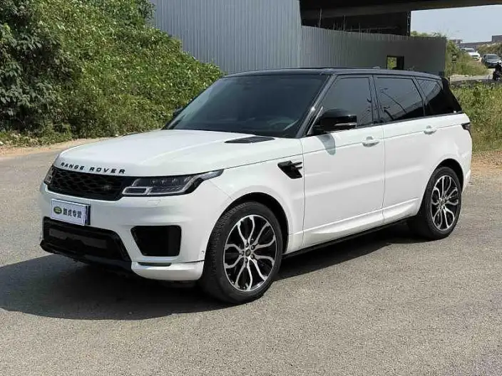 Range Rover Sport 2021 Model 3.0 L6 HST – фото 10