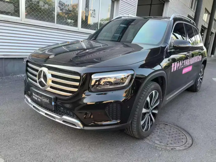 Mercedes-Benz GLB 2025 Model GLB 220 Fashion Model – фото 10
