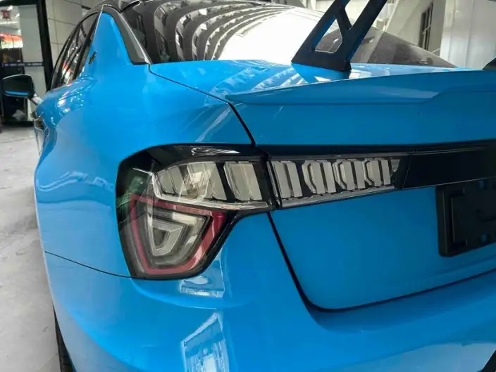 Lynk & Co 03 2022 Model 03+ 2.0TD Automatic Cyan Customized Edition Performance Package – фото 6