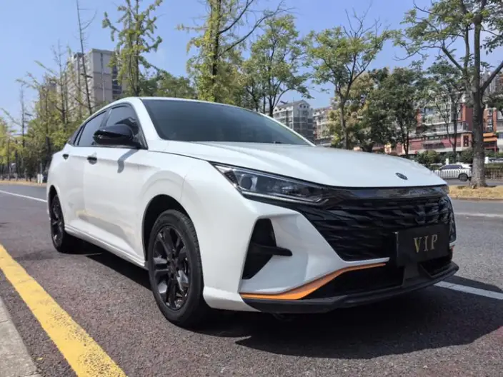 Yixuan 2023 Model Mach Version 1.5L Automatic Chasing the Wind version – фото 3