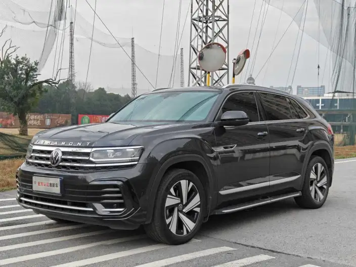Volkswagen Teramont 2022 Model Teramont X 530 V6 4WD Respect Deluxe Edition – фото 1
