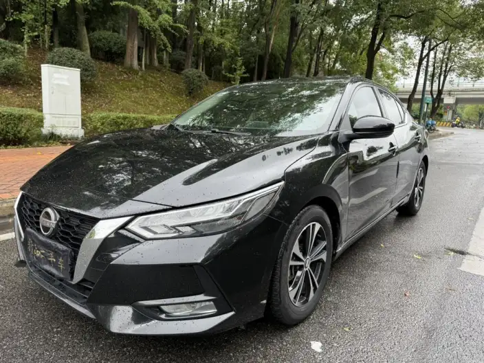 Nissan Sylphy 2023 Model 1.6L CVT Yuexiang Edition – фото 1
