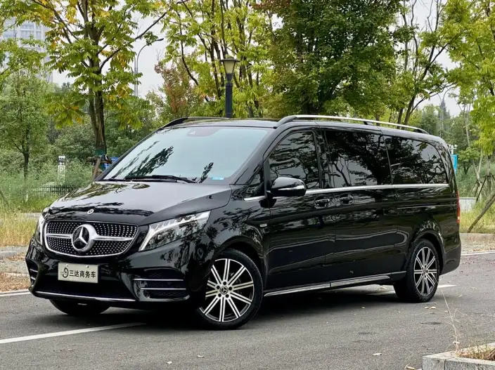 Mercedes-Benz V-Class 2022 Model V 260 L Long wheelbase Deluxe Edition – фото 1