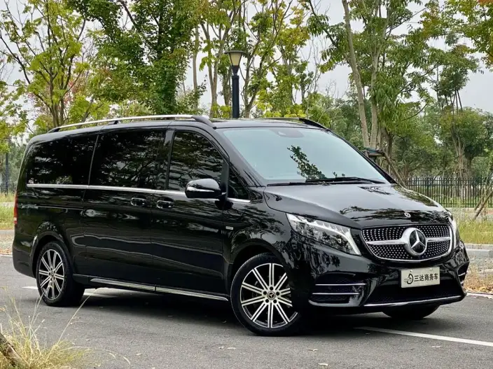 Mercedes-Benz V-Class 2022 Model V 260 L Long wheelbase Deluxe Edition – фото 3