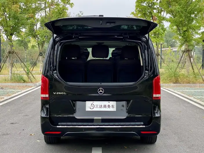 Mercedes-Benz V-Class 2022 Model V 260 L Long wheelbase Deluxe Edition – фото 6