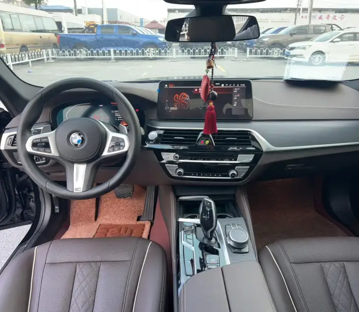 BMW 5 Series 2021 Model Facelift 530Li Leading Model M Sports Set – фото 10