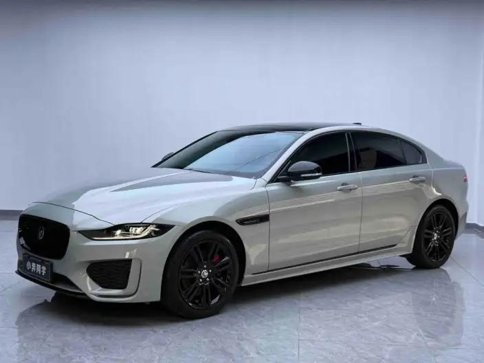 Jaguar XE L 2025 Model 2.0T 250PS R-DYNAMIC 90th Anniversary Collector Edition Edition – фото 1
