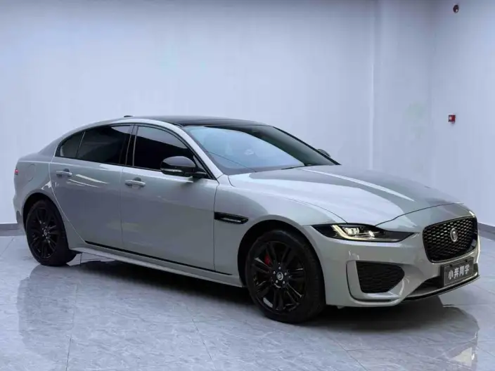 Jaguar XE L 2025 Model 2.0T 250PS R-DYNAMIC 90th Anniversary Collector Edition Edition – фото 3