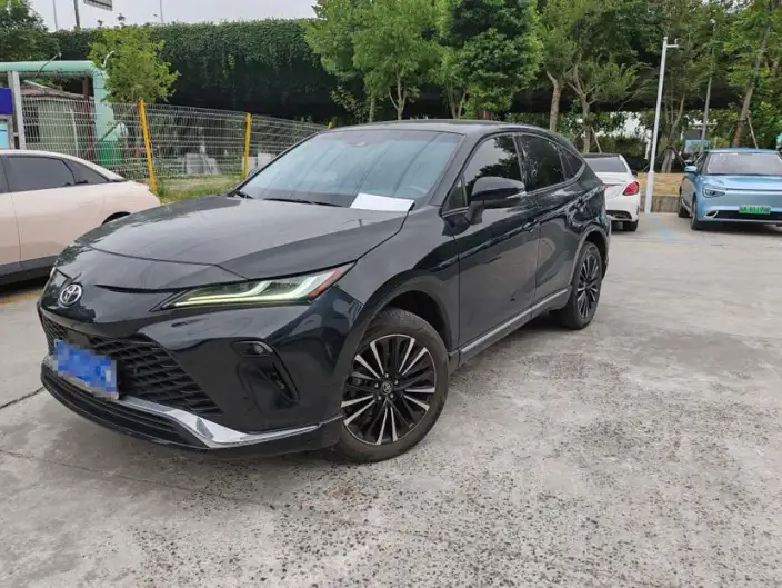 Venza 2022 Model 2.0L CVT 2WD Deluxe Edition – фото 1
