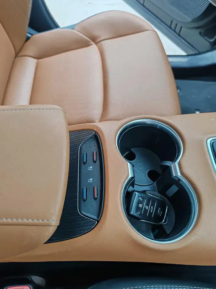Venza 2022 Model 2.0L CVT 2WD Deluxe Edition – фото 10