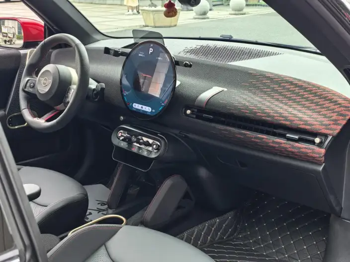 ElectricMINI JCW 2026 Model JOHN COOPER WORKS – фото 10