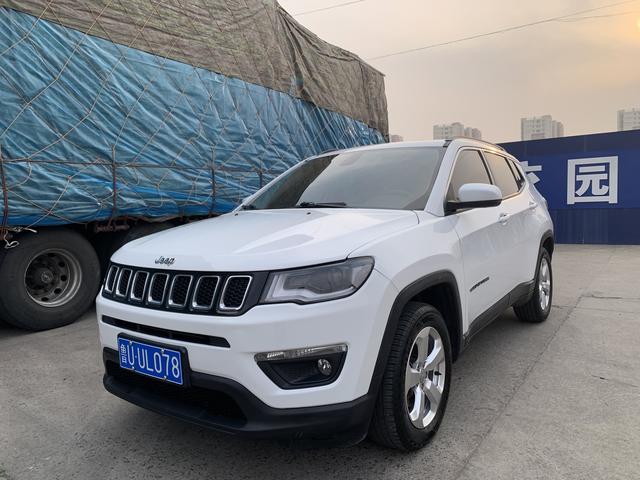Jeep Compass 2017 200T Automatic Family Enjoyment – фото 1