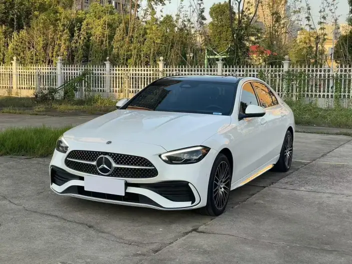 Mercedes-Benz C-Class 2023 Model Facelift C 260 L Sports Edition – фото 1