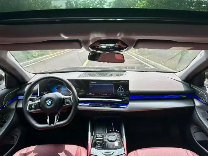 BMW 5 Series 2025 Model Facelift 530Li Leading Model M Sports Set – фото 7