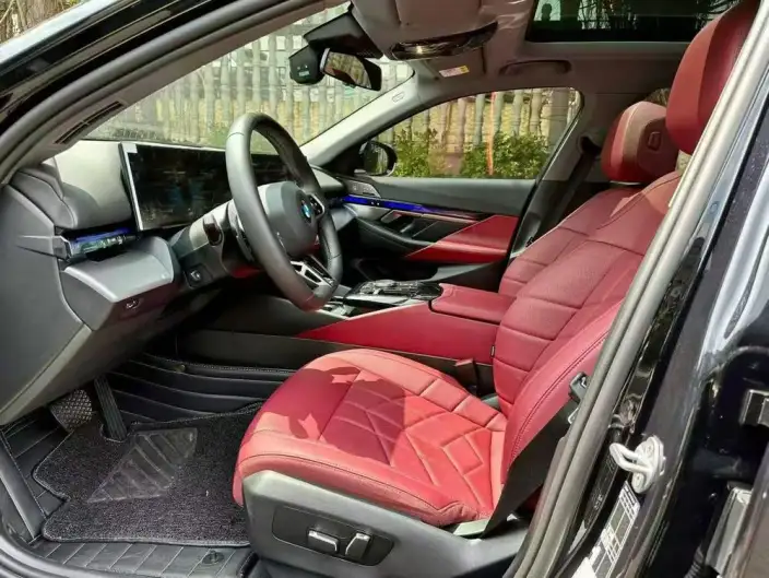 BMW 5 Series 2025 Model Facelift 530Li Leading Model M Sports Set – фото 8