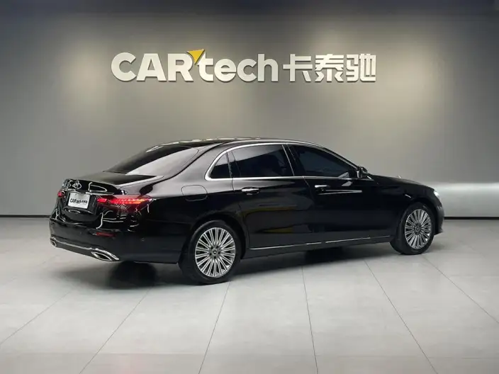 Mercedes-Benz E-Class 2023 Model E 300 L Luxury Model sedan – фото 7