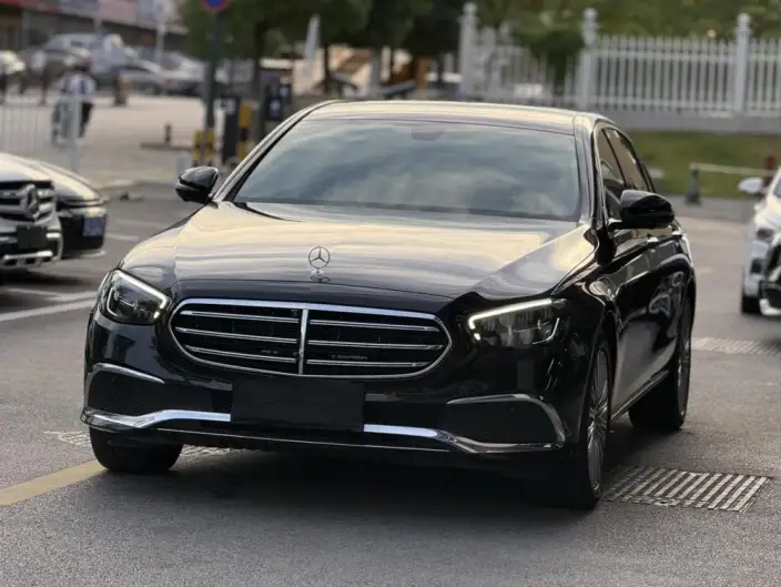 Mercedes-Benz E-Class 2022 Model E 300 L Luxury Model sedan – фото 7