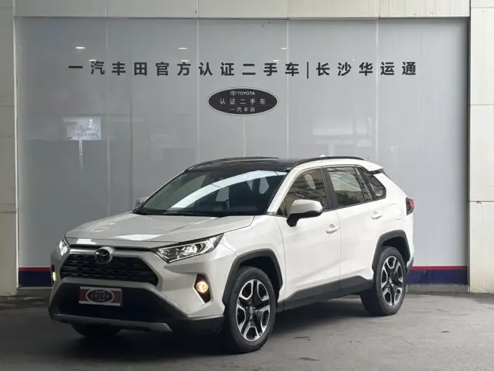 Toyota RAV4 2021 Model 2.0L CVT 4WD Premium Edition – фото 1