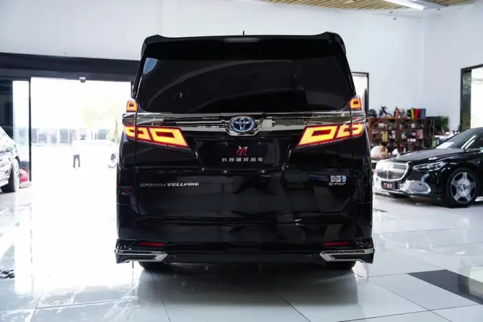 Vellfire 2021 Model Toyota Crown Hybrid 2.5L HV Deluxe Edition – фото 5