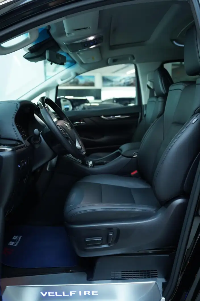 Vellfire 2021 Model Toyota Crown Hybrid 2.5L HV Deluxe Edition – фото 8