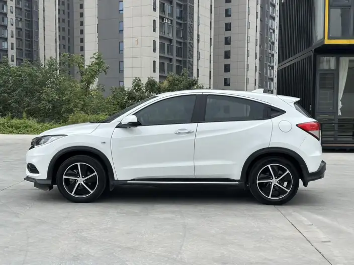 Honda Vezel 2020 Model 1.5L CVT Pioneer Edition – фото 4