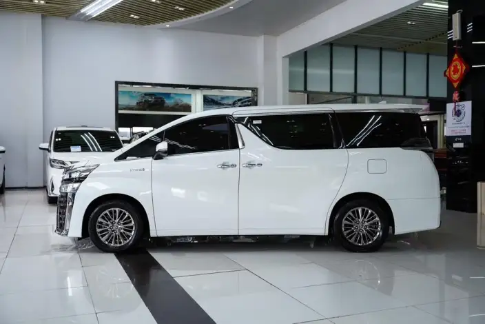 Vellfire 2020 Model Hybrid 2.5L HV Premium Edition – фото 4