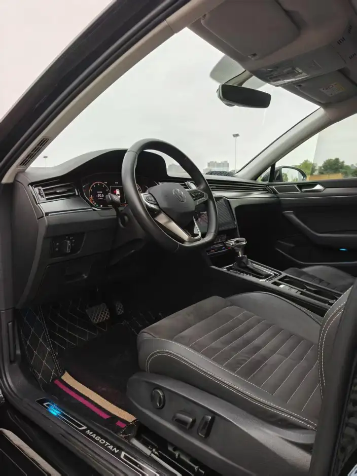 Volkswagen Magotan 2020 Model 330TSI DSG Leading Model – фото 7