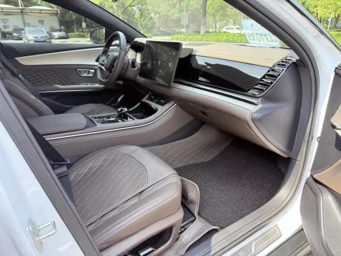 BYD Han EV 2023 Model Champion Edition 605KM Noble Model – фото 9