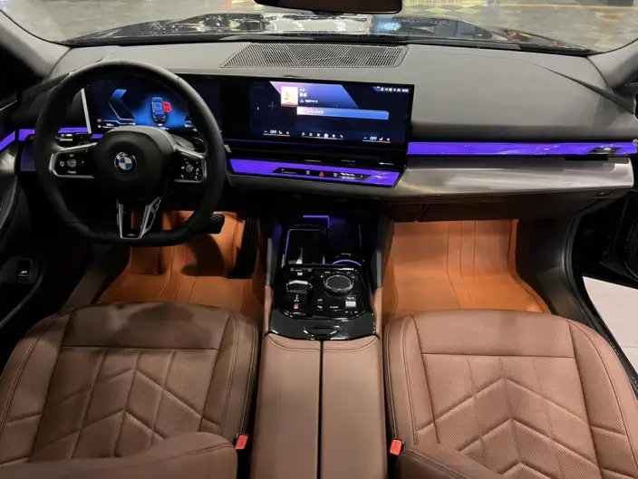 BMW 5 Series 2024 Model 530Li Exclusive Model M Sports Set – фото 7