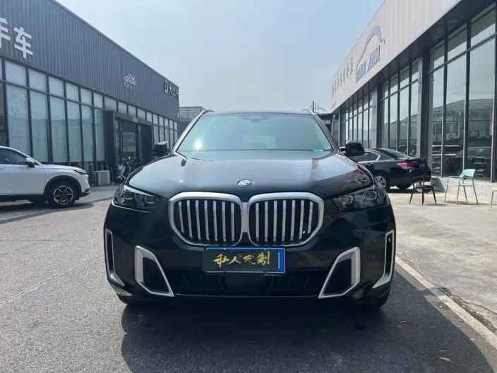 BMW X5 2023 Model xDrive30Li M Sports Set – фото 2