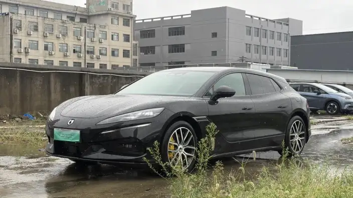 DENZA Z9GT EV 2024 Model 630 4WD Pro Edition – фото 10
