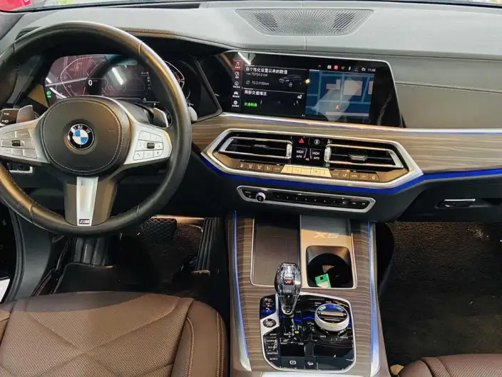 BMW X5 2022 Model Facelift xDrive 40Li M Sports Set – фото 10