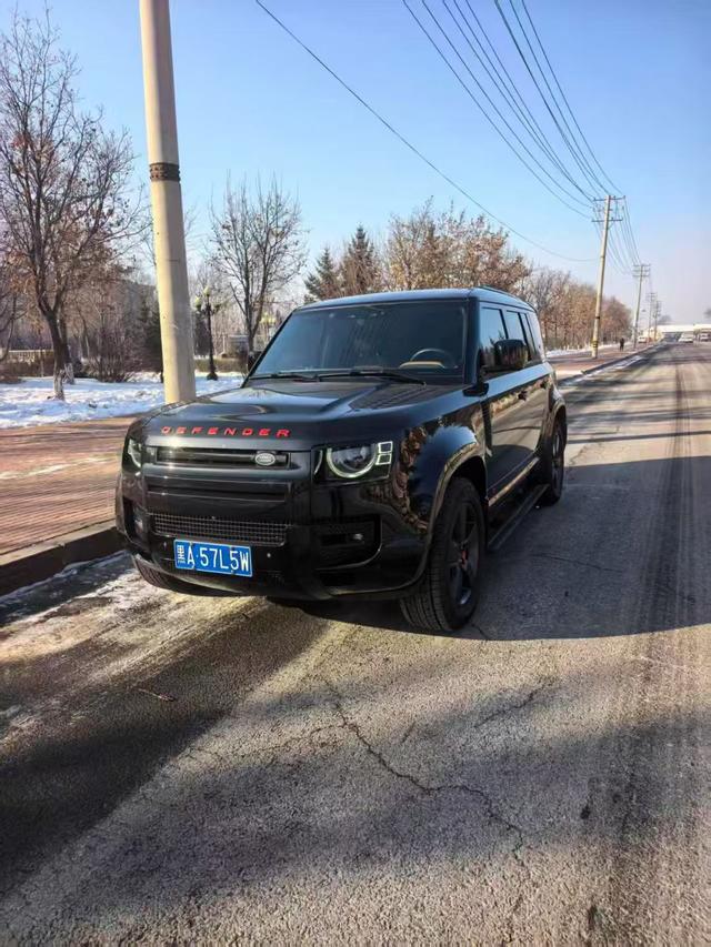 Land Rover De f ender 2024 110 3.0T P400 XS – фото 1
