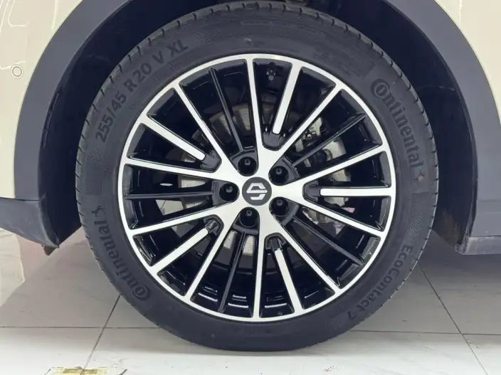 Leapmotor C11 2026 Model EV Edition 640 Smart Edition – фото 7