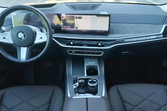 BMW X5 2025 Model xDrive30Li Exclusive Model M Sports Night Set – фото 6