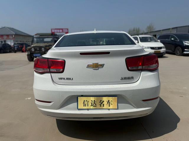 Chevrolet Malibu 2018 530T Automatic Fashion – фото 6