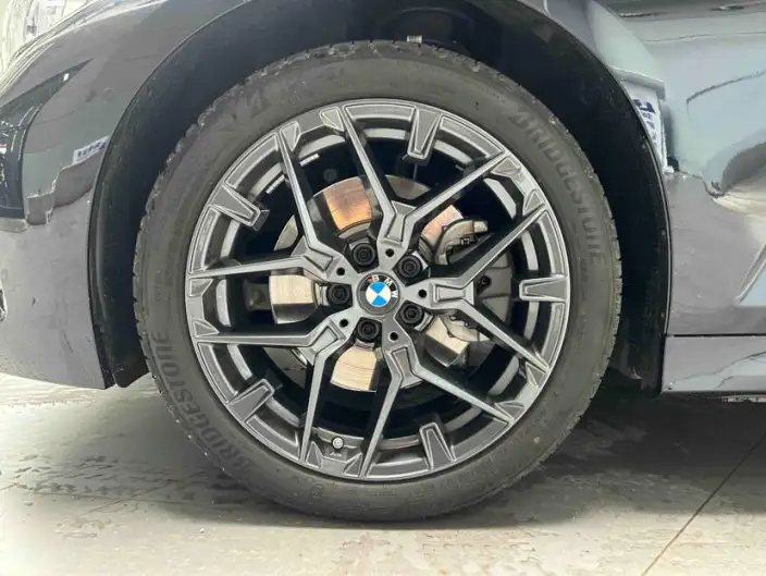 BMW 3 Series 2026 Model 330Li M Sports Night Set – фото 8