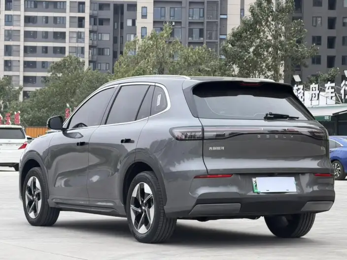 Geely Galaxy E5 2026 Model 610km Tiggo + Edition – фото 4