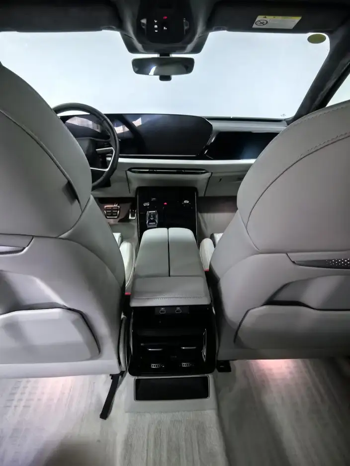 Audi A6L 2026 Model 2.0T quattro Exclusive Model – фото 7