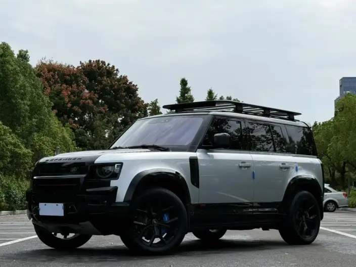 Land Rover Defender 2023 Model Facelift 90 3.0T P400 XS – фото 1