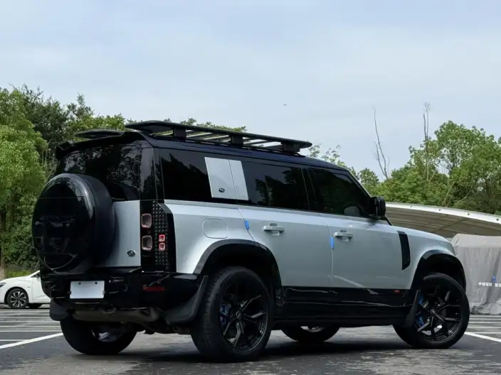 Land Rover Defender 2023 Model Facelift 90 3.0T P400 XS – фото 5