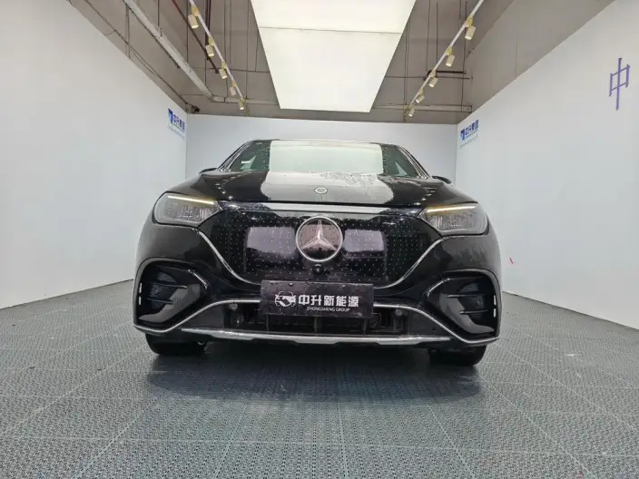 Mercedes-Benz EQE SUV 2024 Model EQE SUV 500 4MATIC Deluxe Edition – фото 2