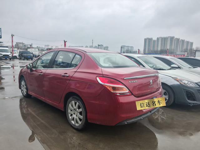 Peugeot 308 2014 Enjoy Classic 1.6L Manual Trend – фото 6