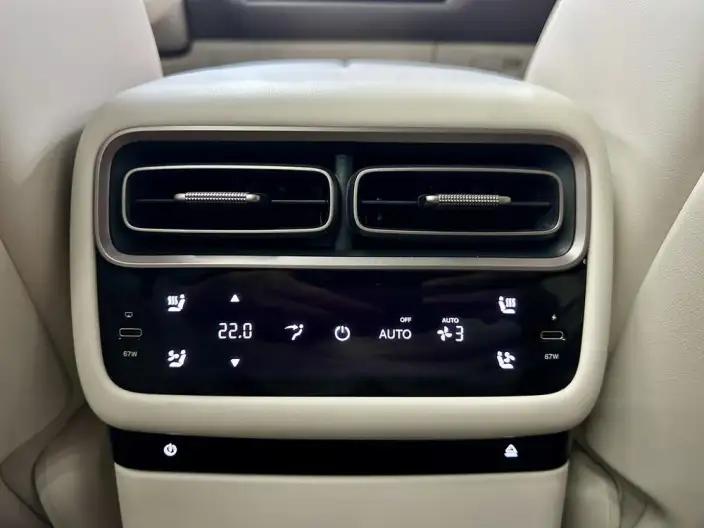 Li Auto i6 2025 Model 4WD Standard Edition – фото 8