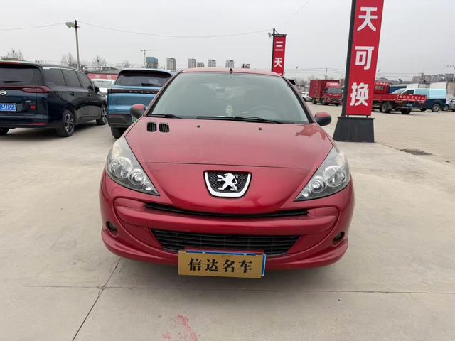PEUGEOT 207 2011 модификация лян кузов 1.4L Manual JMC Le Edition – фото 2