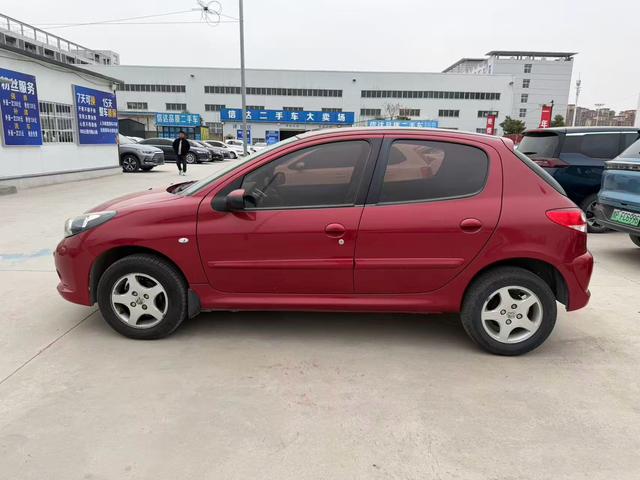 PEUGEOT 207 2011 модификация лян кузов 1.4L Manual JMC Le Edition – фото 8